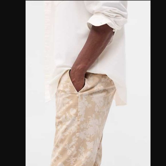 New men's 31x32 36x34 LoveShackFancy x Gap floral modern khakis pants slim fit - Picture 2 of 12